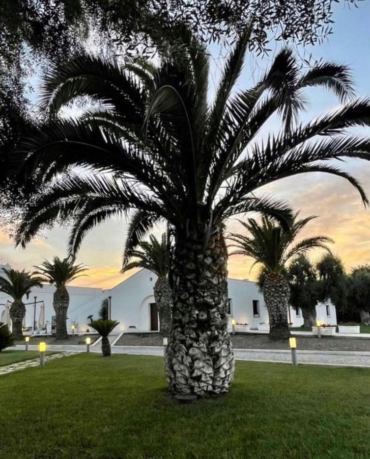 Hotel Saraceno Al Faro Taranto Exterior foto