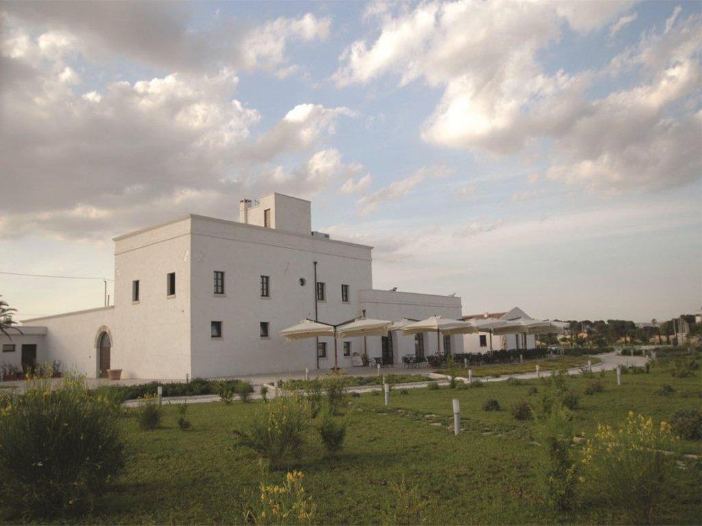 Hotel Saraceno Al Faro Taranto Exterior foto